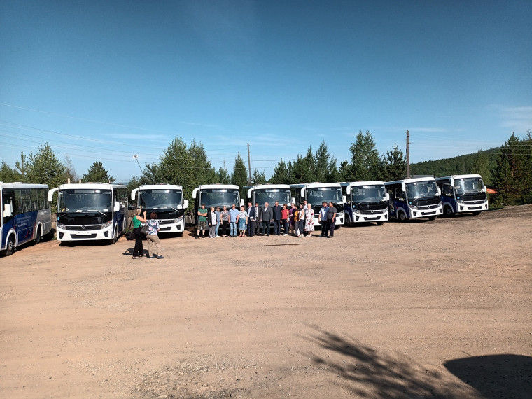 Богучанский район получил новые автобусы. Богучанский район получил новые автобусы.